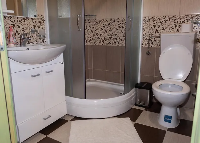 山林小屋 Std Besevic 